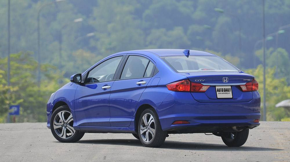 Chọn Honda City hay Nissan Sunny? Honda_city (7).jpg