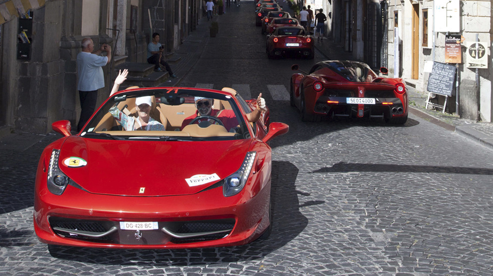 Video: Hơn 100 siêu xe Ferrari quy tụ tại thành Rome 150332-car-13-caval_2-1280x0_2VIWJV copy.jpg