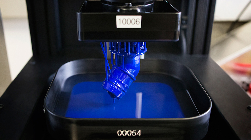 Ford không ngừng tiếp cận công nghệ tương lai Ford hop tac voi hang in tai thung lung Silicon phat trien cong nghe in 3D phu tung, linh kien xe o to.jpg