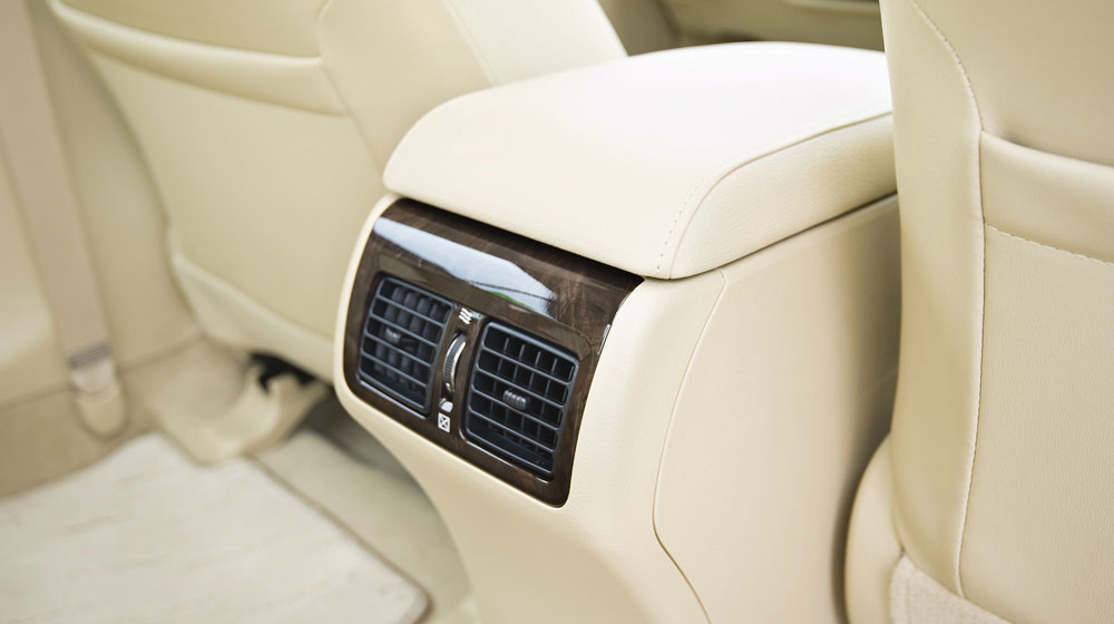 Ảnh chi tiết Toyota Camry 2.0E 2015 Toyota-Camry-2.0E34.jpg