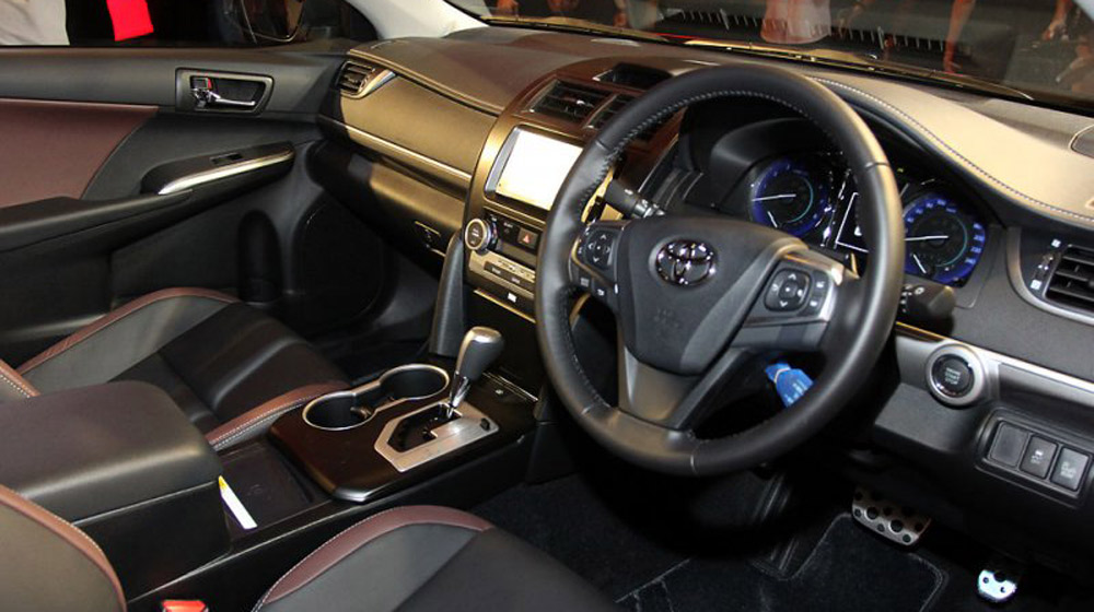 Cận cảnh Toyota Camry phiên bản thể thao vừa ra mắt tại Thái Lan toyota-camry-esport-2015-39.jpg