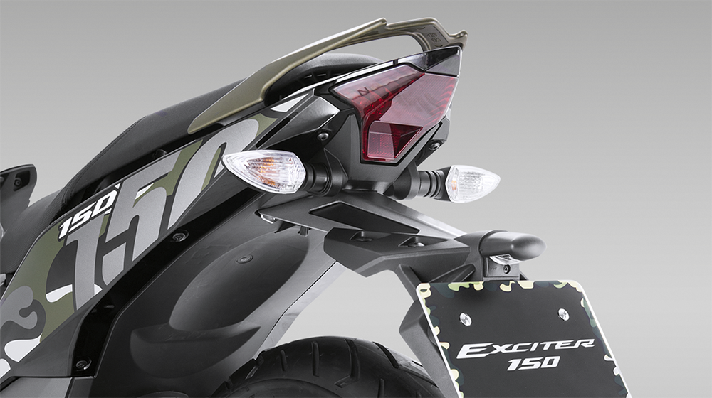 Chi tiết Yamaha Exciter 150 phiên bản Camo vừa ra mắt Exciter_150_Camo (4).png