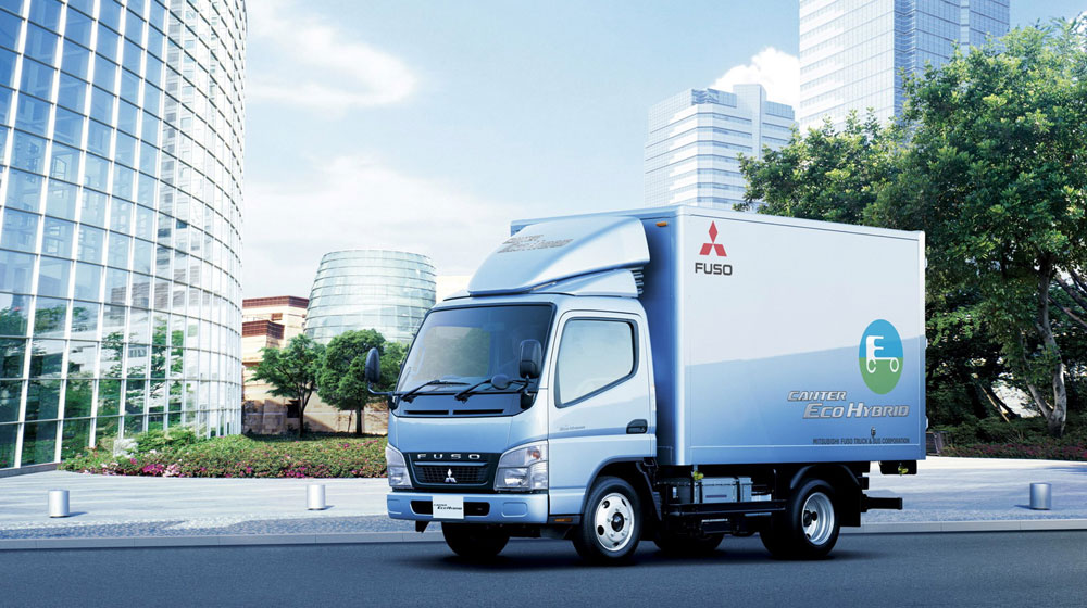 FUSO hai năm liền đạt giải thưởng bảo tồn năng lượng tại Nhật Bản FUSO-Canter-Eco-Hybrid-hai-nam-lien-vinh-du-gianh-giai-thuong-San-pham-tiet-kiem-nang-luong-.jpg