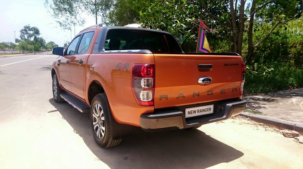 Ford Ranger Wildtrak 2015 bất ngờ có mặt tại Hà Nội Ford Ranger 2015 4 copy.jpg