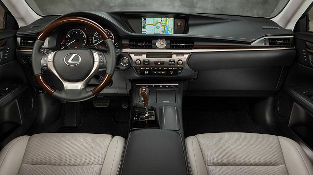 Dưới 3 tỷ đồng, chọn sedan hạng sang nào? lexus-2015-lexus-es-350-interior.jpg