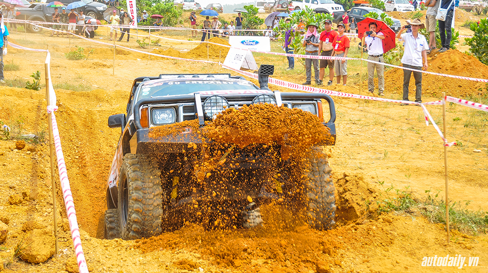 Hình ảnh ấn tượng ngày 1 Vietnam Offroad Cup 2015 VOC ngày 1 (10).jpg