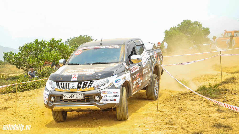 Hình ảnh ấn tượng ngày 1 Vietnam Offroad Cup 2015 VOC ngày 1 (13).jpg