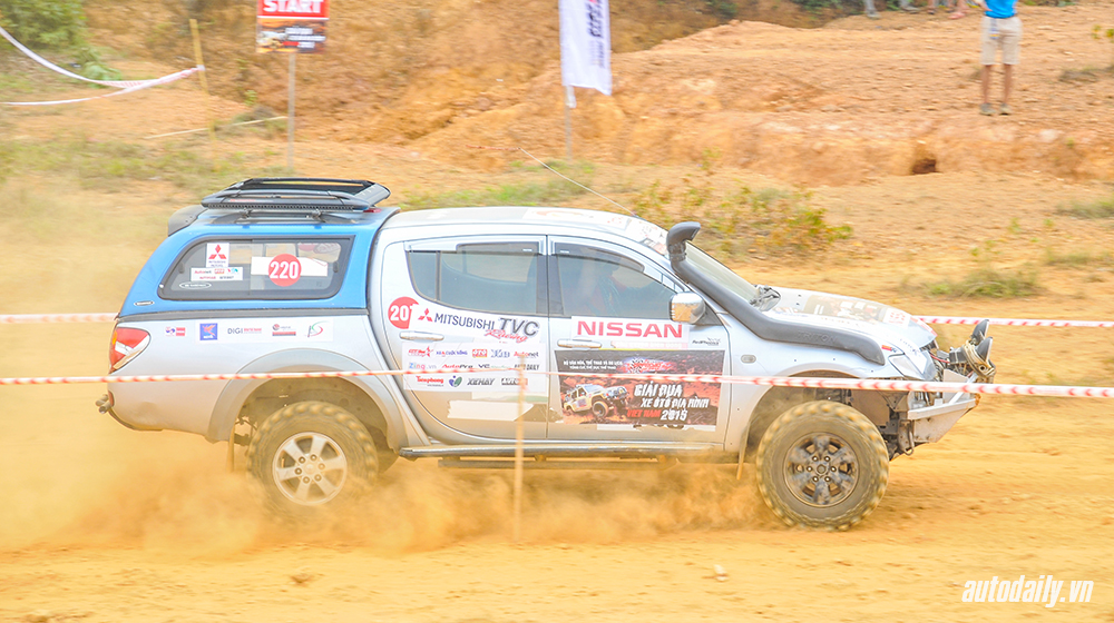 Hình ảnh ấn tượng ngày 1 Vietnam Offroad Cup 2015 VOC ngày 1 (15).jpg