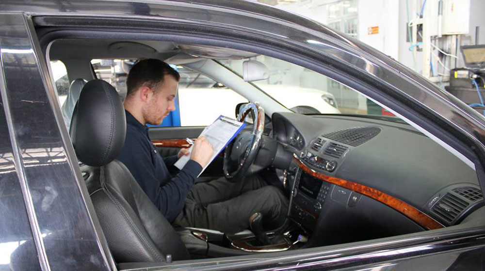 Chuyên gia Đức chăm sóc xe Mercedes miễn phí tại Hà Nội haxaco-hanoi (3).jpg