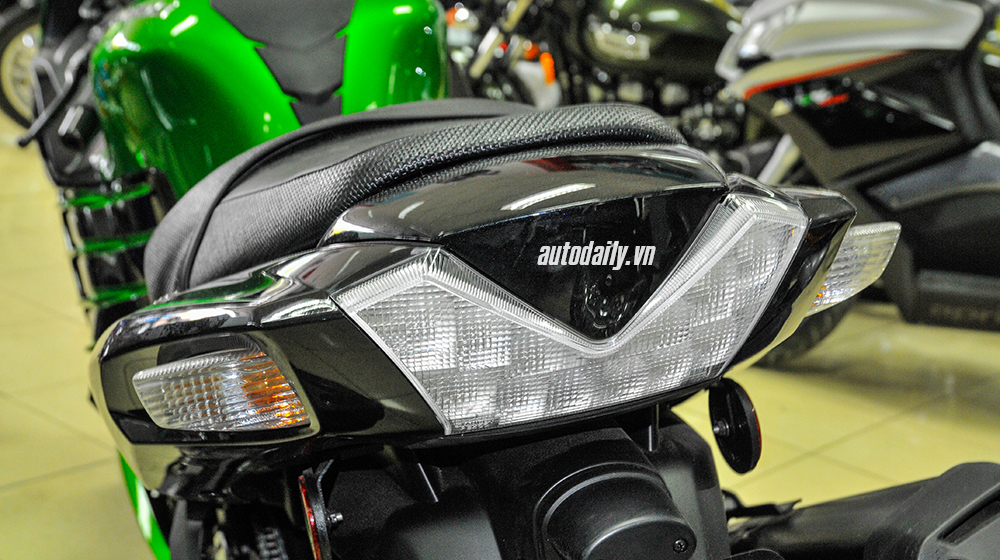Ảnh chi tiết Kawasaki Ninja ZX-14R tại Hà Nội kawasaki ZX-14R  (10).jpg