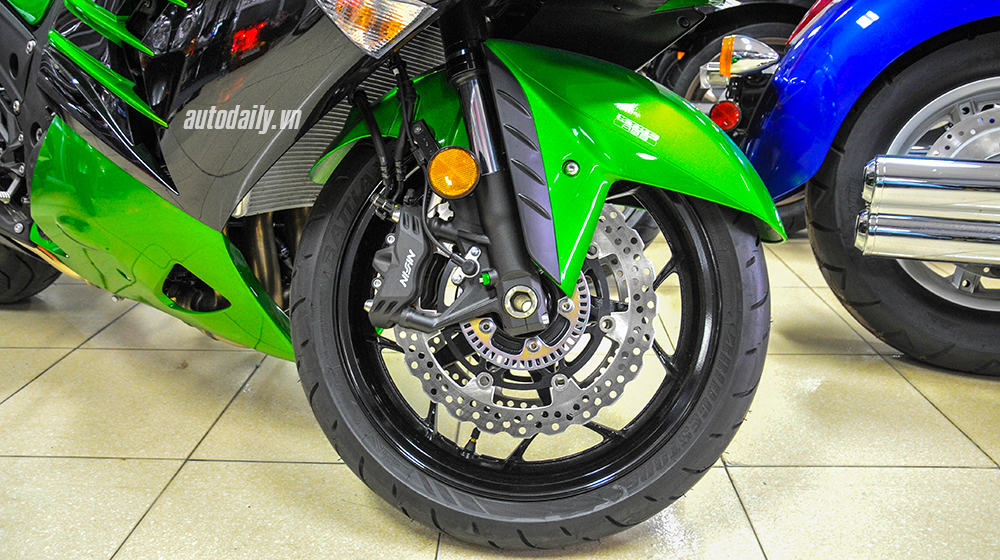 Ảnh chi tiết Kawasaki Ninja ZX-14R tại Hà Nội kawasaki ZX-14R  (6).jpg