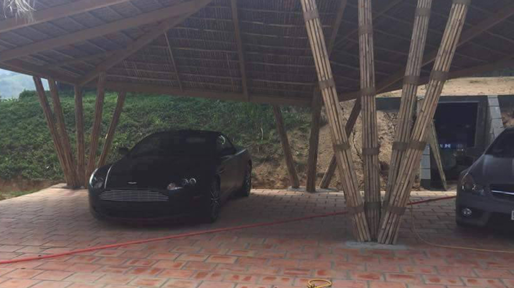 Thêm siêu xe “khủng” về tay 