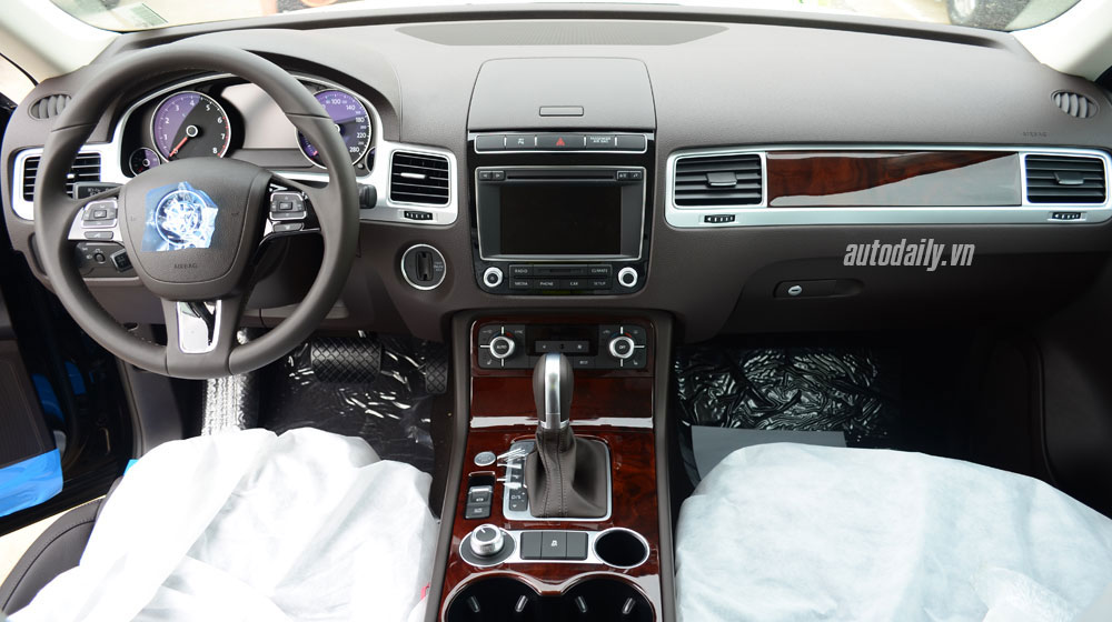 Ảnh chi tiết Volkswagen Touareg 2015 vừa về Việt Nam volkswagen-touareg-2015 (6).jpg