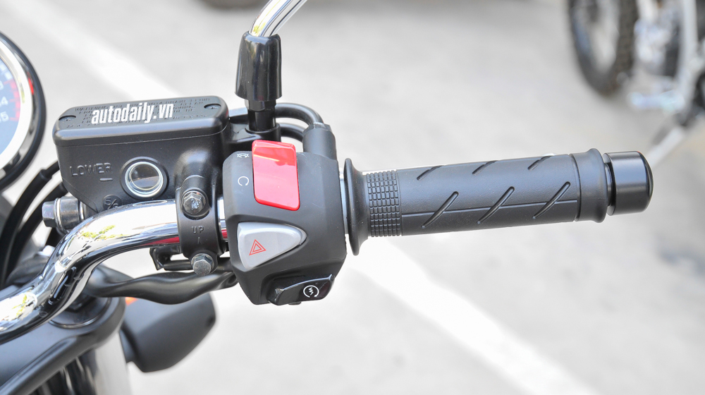 Ảnh chi tiết Honda CB400 2015 bản đặc biệt tại Hà Nội Honda_CB400_Super_Four_2015 (11).jpg