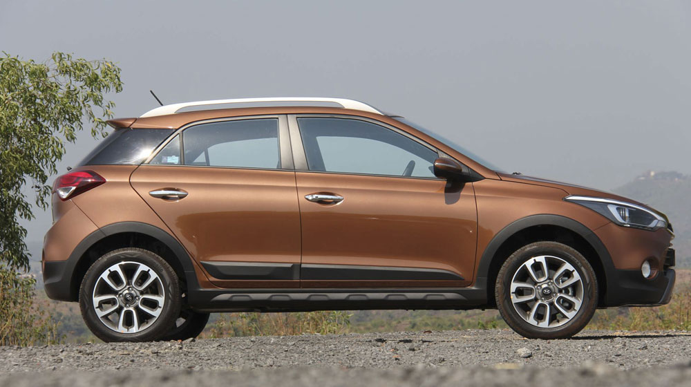 Hyundai i20 Active vs Ford EcoSport: Cuộc đấu mới trong làng xe Việt I20_Active_Eco_Sport (4).jpg