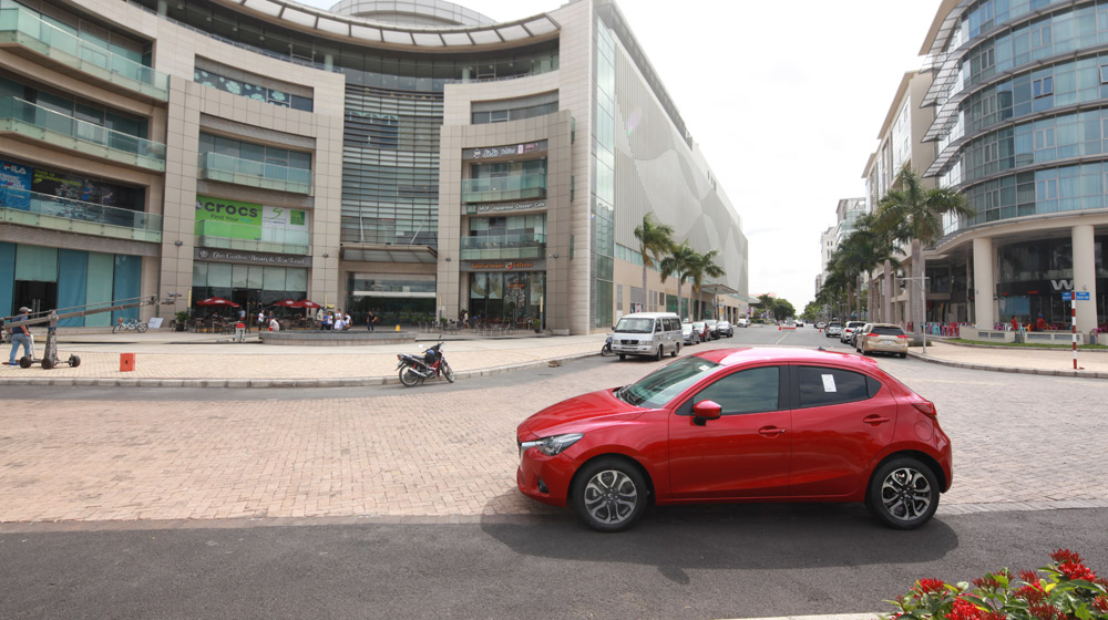 “Soi” chi tiết Mazda2 mới vừa ra mắt tại Việt Nam IMG_8686.jpg