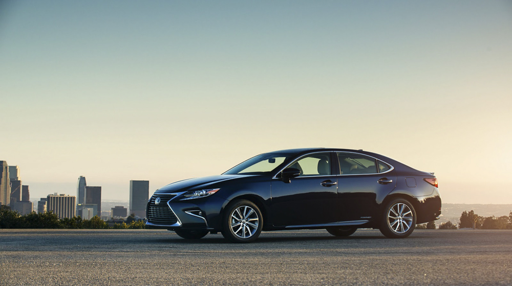 Ảnh chi tiết Lexus ES 2016 bản nâng cấp tại Mỹ Lexus ES300h 2016 (1).jpg