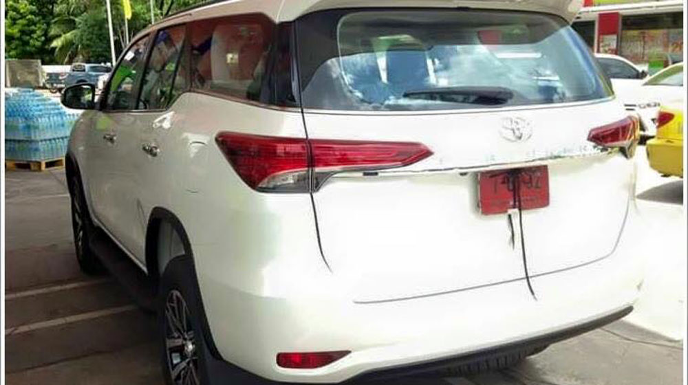 Ảnh chi tiết Toyota Fortuner 2016 anh-toyota-fortuner-2016 (2).jpg