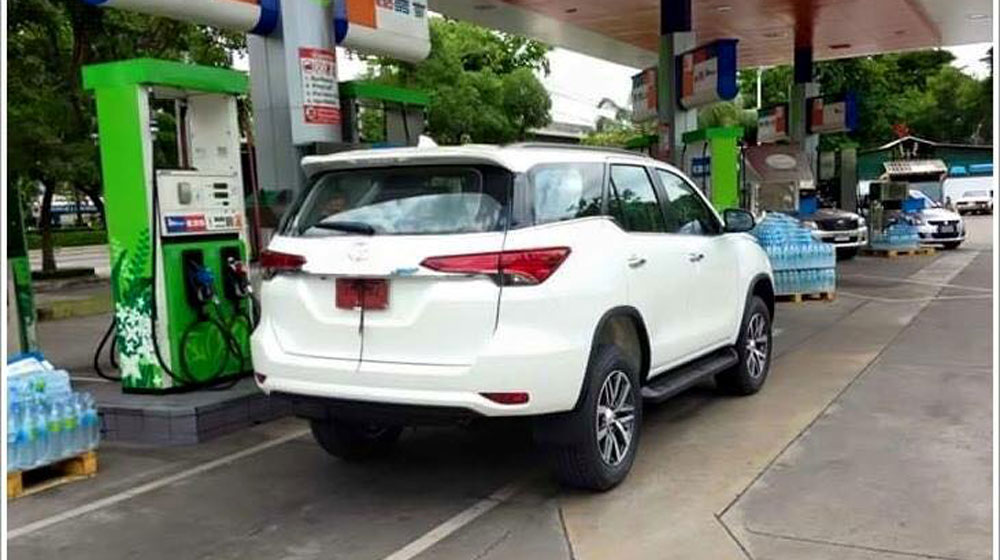 Ảnh chi tiết Toyota Fortuner 2016 anh-toyota-fortuner-2016 (3).jpg
