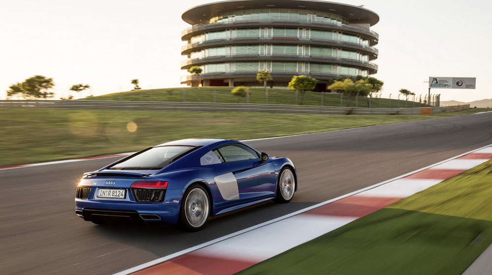 Ảnh chi tiết Audi R8 V10 Plus 2015 2015-AudiR8V10Plus-04-1.jpg