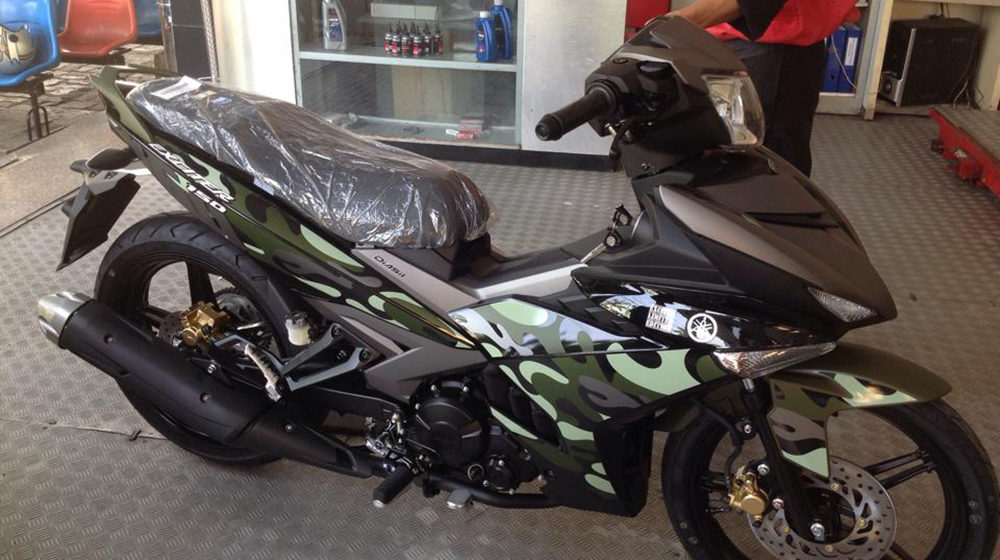 Yamaha Exciter 150 Camo bắt đầu đến tay khách hàng Exciter_150_camo (9).jpg