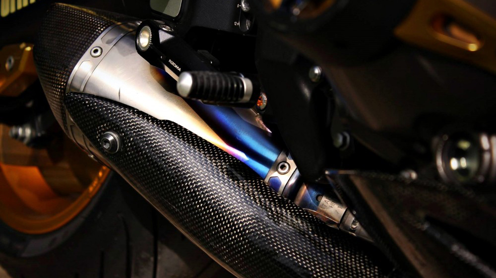 Soi chi tiết Kawasaki Z1000 phiên bản “Iron Man” tại Sài Gòn kawasaki Z1000 (11).jpg