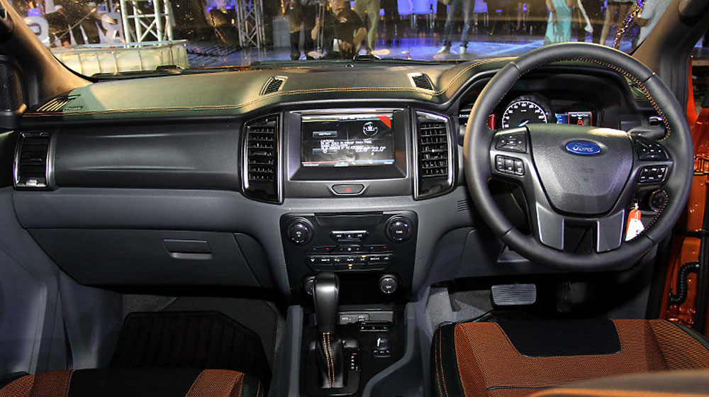 Ford Ranger 2015 có giá từ 16.000 USD ford-ranger-2015-(4).jpg