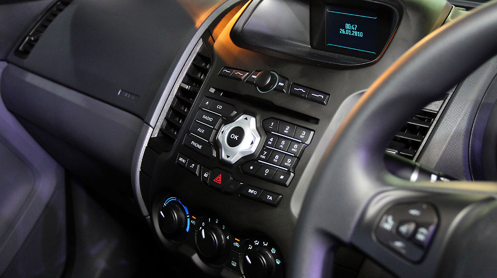 Ảnh chi tiết Ford Ranger 2015 ford-ranger-2015-(5).jpg