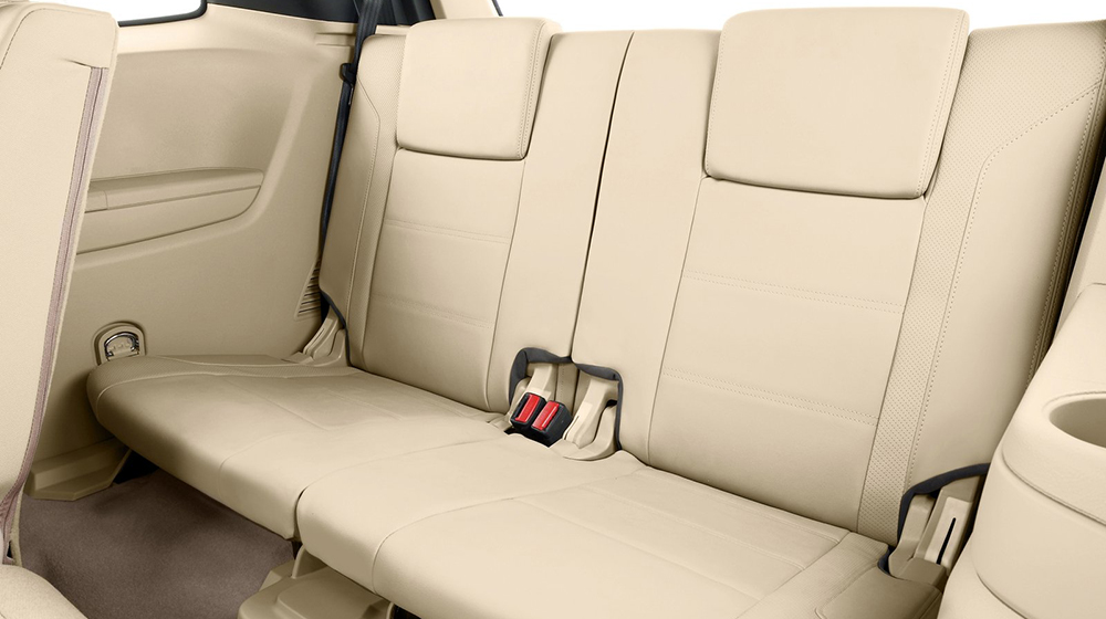 Toyota Fortuner 2016 vs Ford Everest 2015: Cuộc đua phân khúc SUV tầm trung Fortuner_2016_vs_Everest_2015 (10).jpg