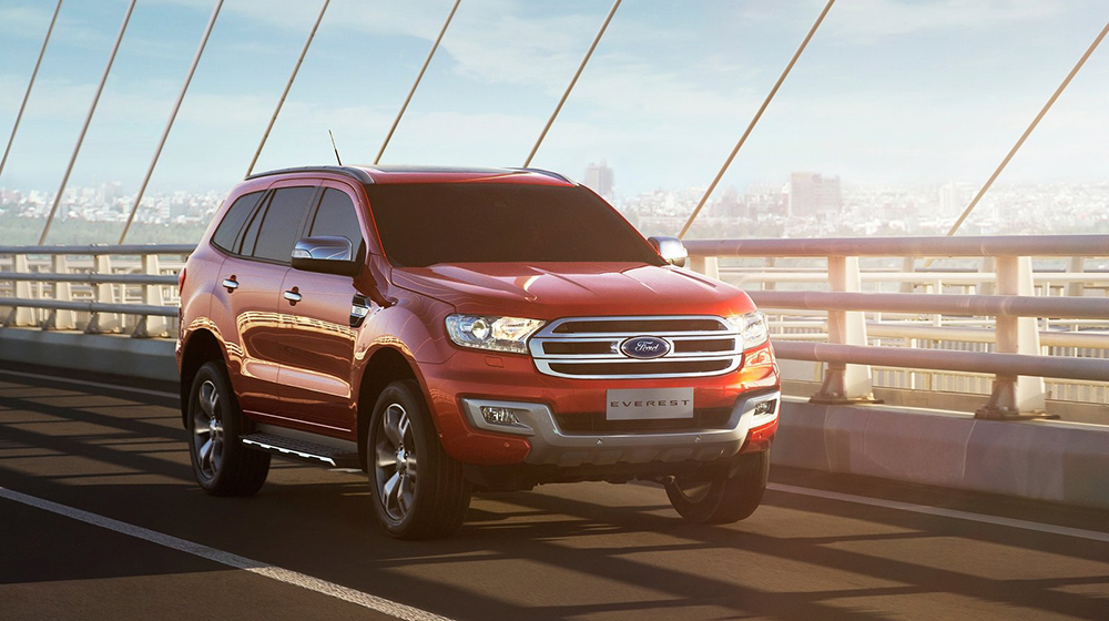 Toyota Fortuner 2016 vs Ford Everest 2015: Cuộc đua phân khúc SUV tầm trung Fortuner_2016_vs_Everest_2015 (12).jpg