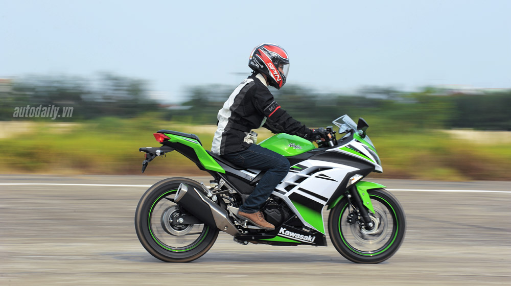 Ảnh chi tiết Kawasaki Ninja 300 ABS Kawasaki Ninja300 (27)-1.jpg