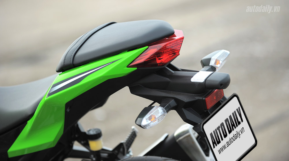 Ảnh chi tiết Kawasaki Ninja 300 ABS Kawasaki Ninja300 (49).jpg