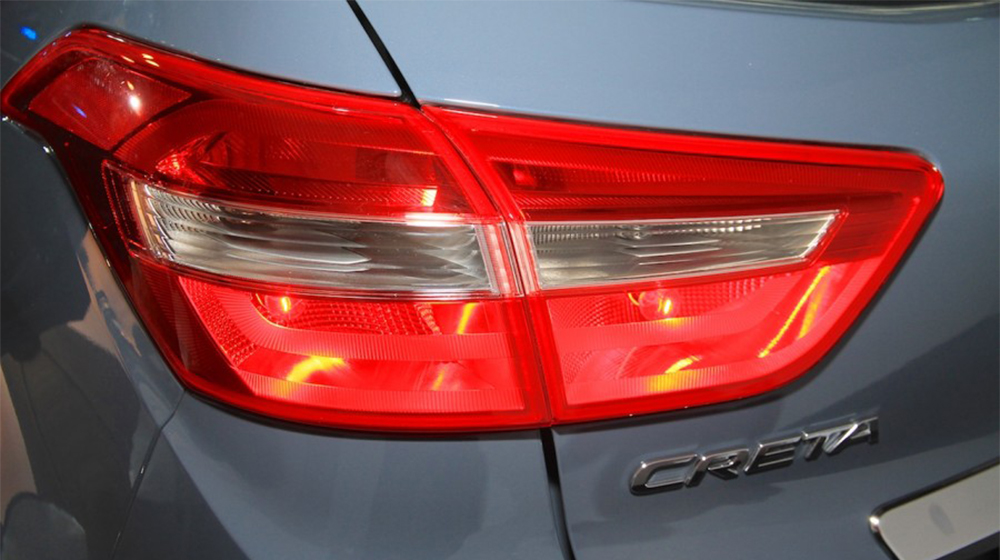 Soi chi tiết đối thủ của Ford Ecosport vừa ra mắt Hyundai-Creta-taillight-900x600 copy.jpg