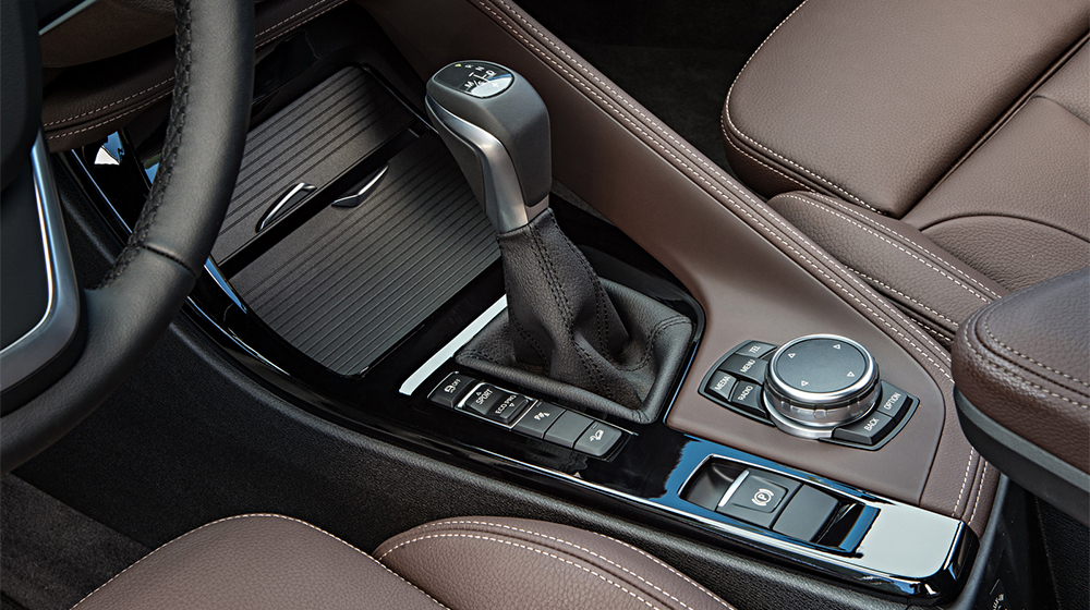 Chi tiết nội thất BMW X1 2016 hoàn toàn mới 2016-BMW-X1-92 copy.jpg