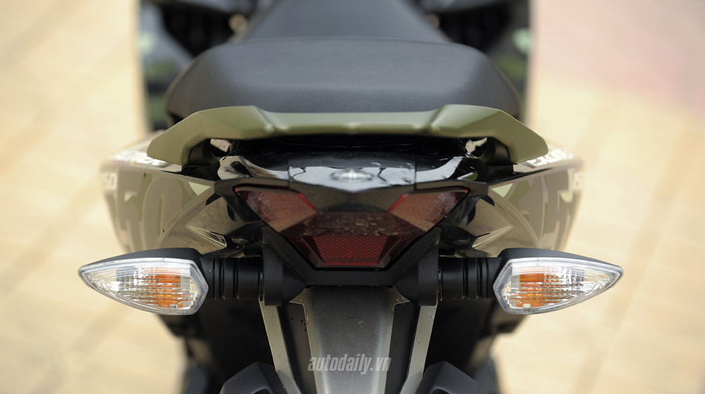Ảnh chi tiết Yamaha Exciter 150 Camo Yamaha exiter camo (15).jpg