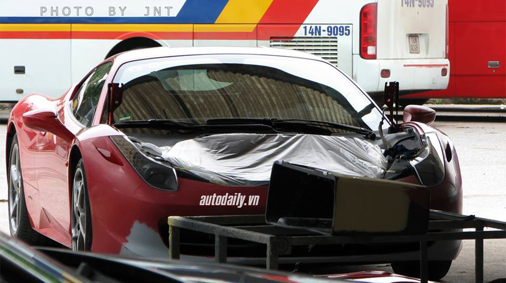 Có một nơi chuyên “bắt bệnh” và “trị ốm” cho siêu xe tại Hà Nội 10505529_1533210806900774_6729723983335066157_n copy.jpg