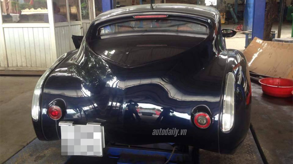 Có một nơi chuyên “bắt bệnh” và “trị ốm” cho siêu xe tại Hà Nội 11756598_1734740336753475_1133323522_n copy.jpg