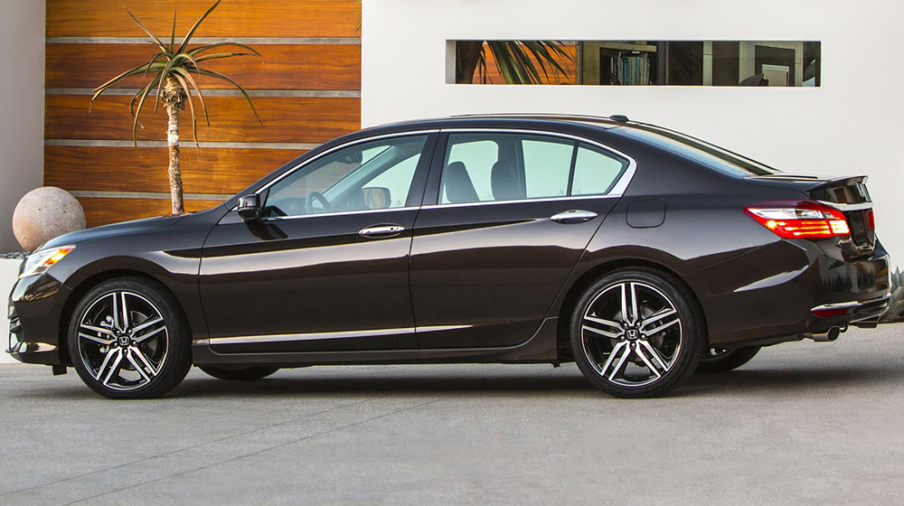 Những khác biệt giữa Honda Accord 2016 và phiên bản cũ Honda_Accord_2016_VS_Accord2015 (5).jpg