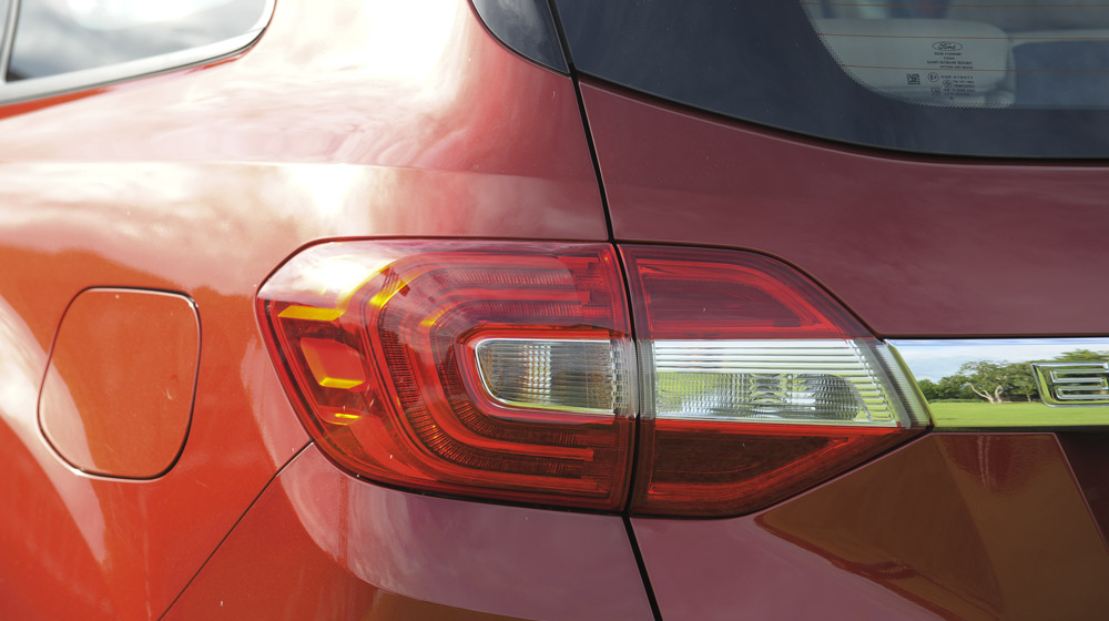 Hình ảnh chi tiết Ford Everest 2015 DSC_8889.jpg