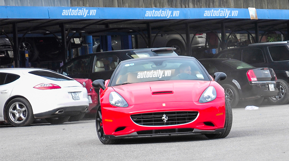 Siêu xe Ferrari của đại gia Dương “Kon” tái xuất sau tai nạn Ferrari California (4).jpg