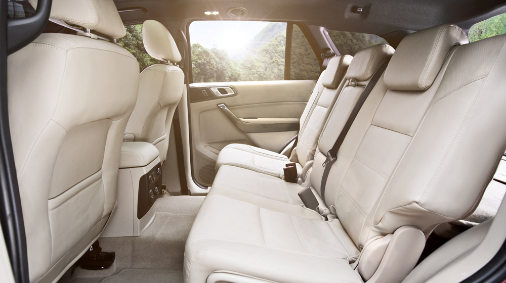 Hình ảnh chi tiết Ford Everest 2015 New-Ford-Everest-Interior-3-Flaxen.jpg