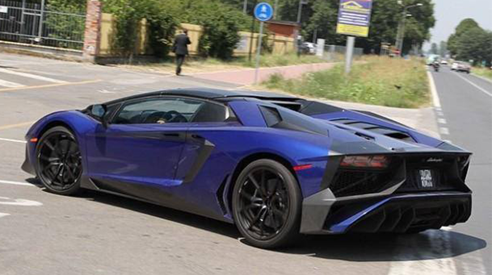 Lamborghini Aventador SV Roadster lộ diện trên đường thử 17000_653837408051798_940218617461505023_n copy.jpg