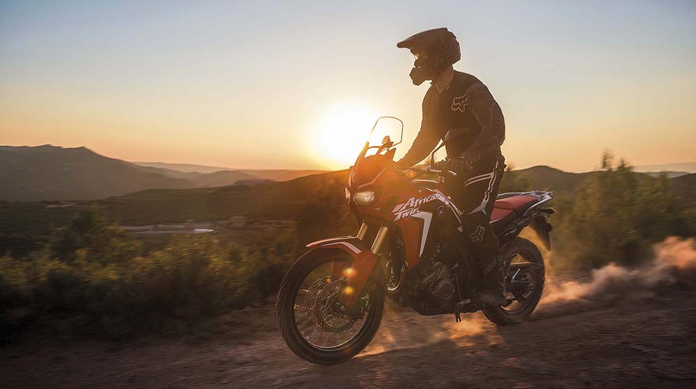 Honda ra mắt mô-tô 1000 phân khối hoàn toàn mới Honda_CRF_1000L_Africa_ (1).jpg