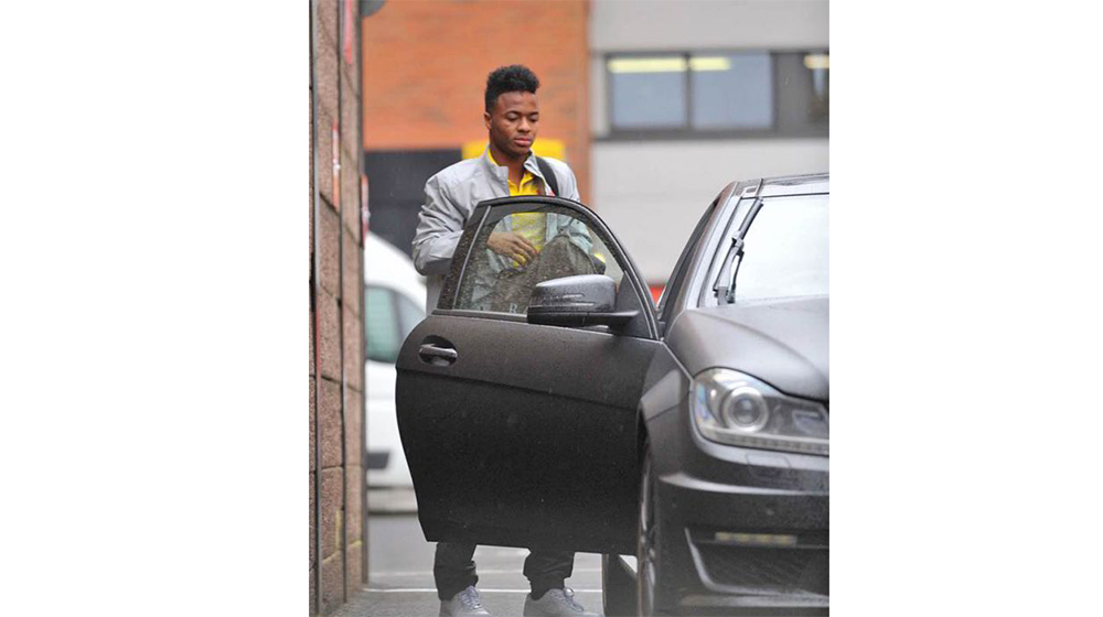 Dàn xế khủng của các sao Manchester City Raheem Sterling.jpg