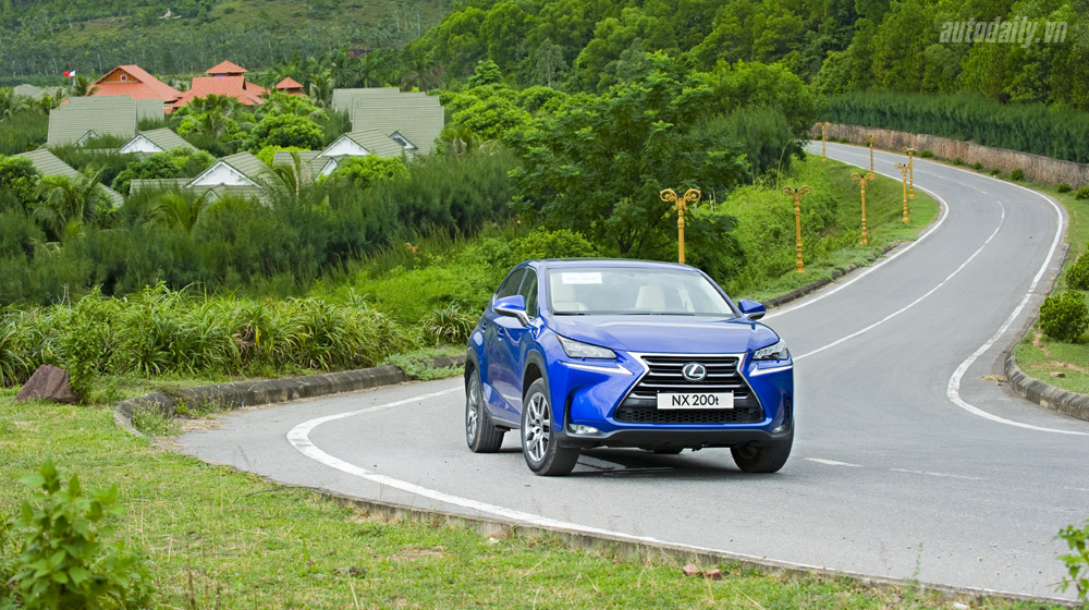 Ảnh vận hành Lexus NX200t Lexus-NX-200t-donghoi (41).jpg