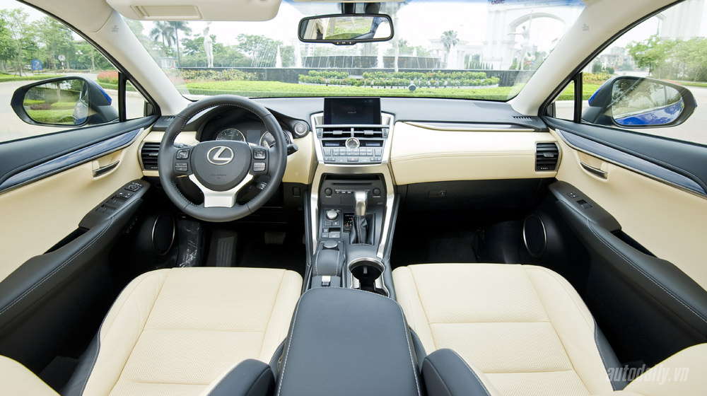 Ảnh nội thất Lexus NX200t Lexus-NX-200t-donghoi (71)-1.jpg