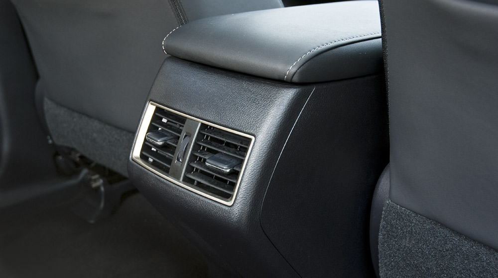 Ảnh nội thất Lexus NX200t Lexus-NX-200t-donghoi (78).jpg