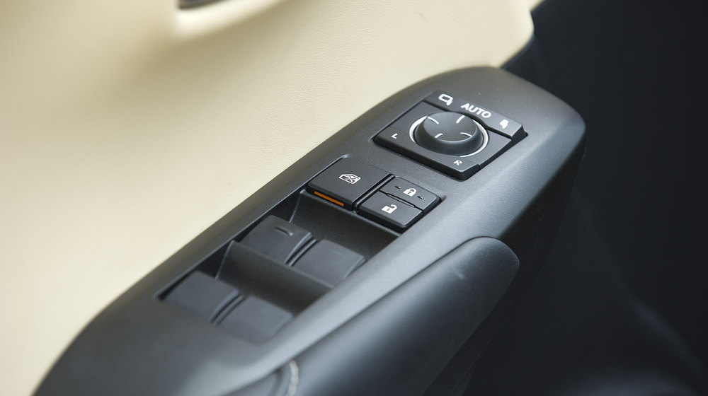 Ảnh nội thất Lexus NX200t Lexus-NX-200t-donghoi (80).jpg