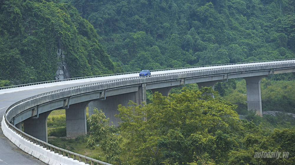 Ảnh vận hành Lexus NX200t Lexus-NX-200t-donghoi (9)-1.jpg