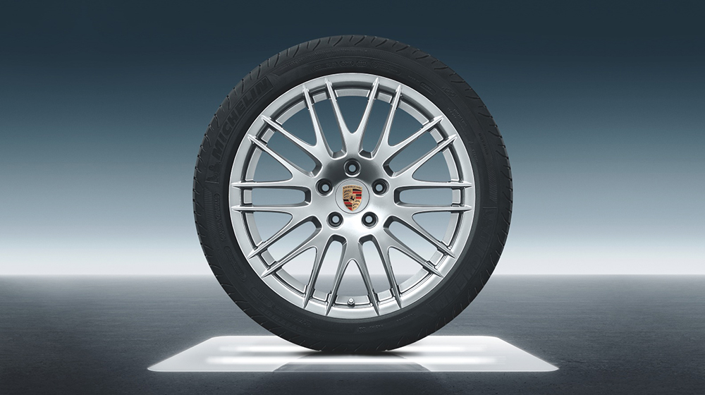 Porsche Việt Nam ưu đãi gói phụ kiện cho Cayenne Phu_kien_Porsche (14).jpg